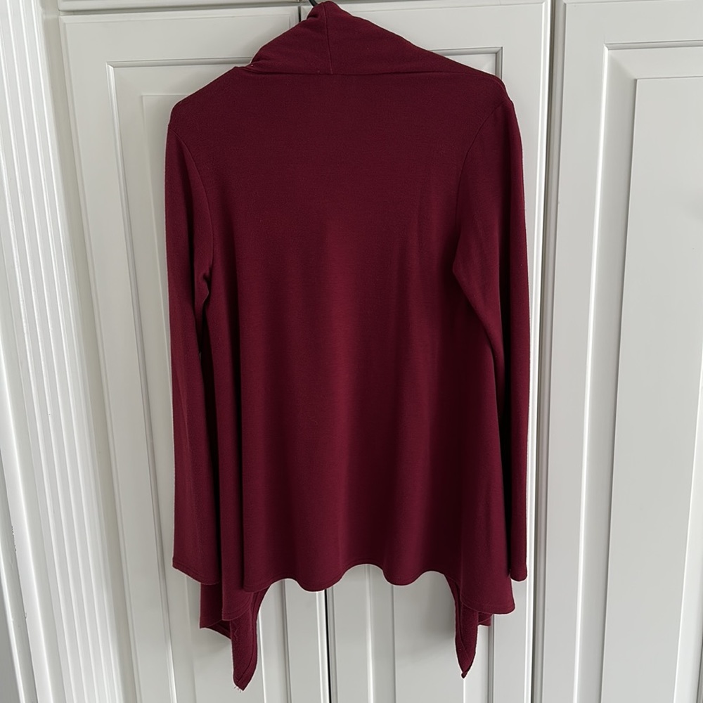 Maroon One Button Wrap. Excellent Condition - image 4